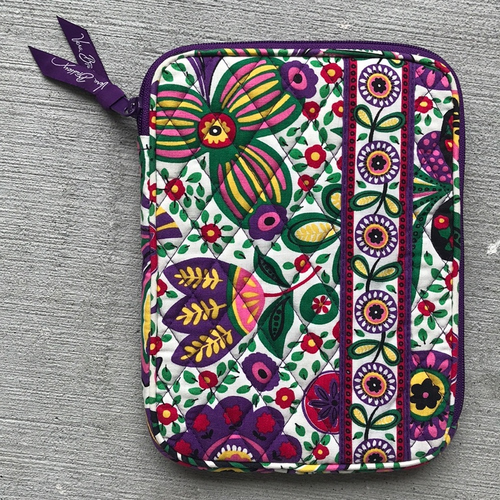 Vera Bradley Viva La Vera Tech Case